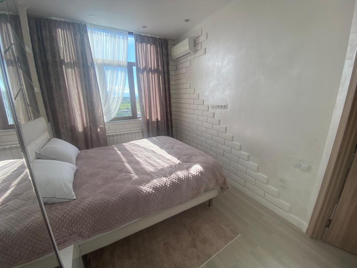 Jasmine Apartment In New Bulvar Batumi Esterno foto